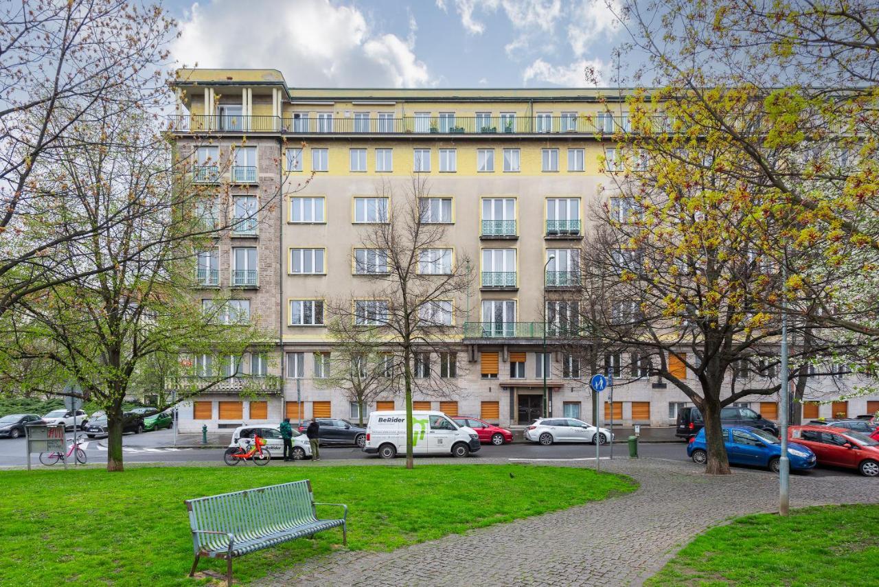 Lotus Apartment Praha Exteriér fotografie